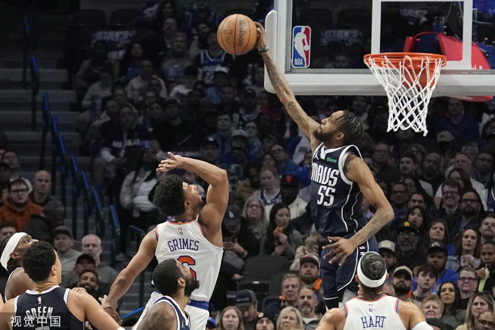 进攻犯规 进攻犯规