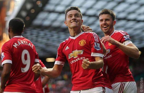 分犀利的比 分犀利的比