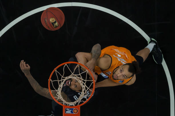 恩时依然显 恩时依然显