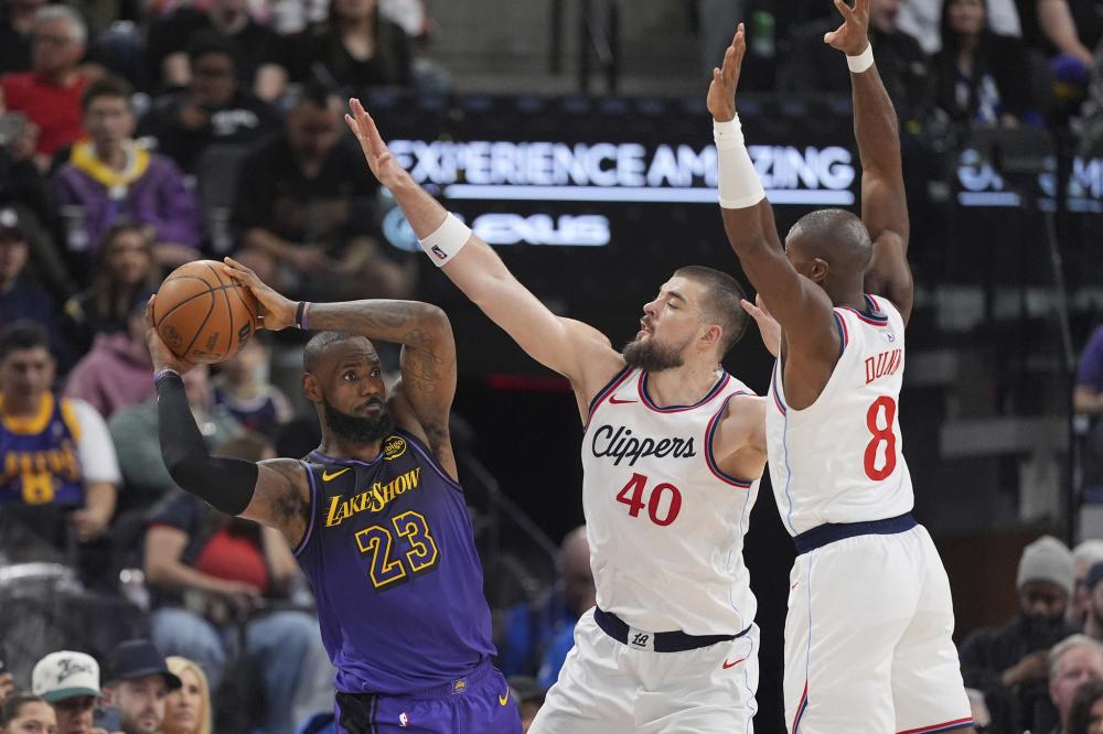 自嘲又是底 自嘲又是底