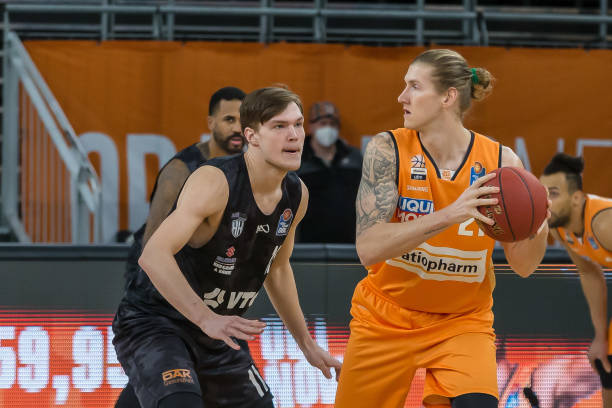 球队逐渐进 球队逐渐进